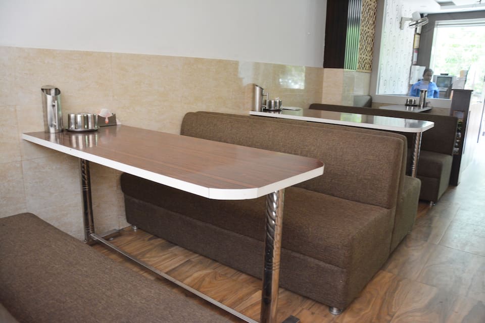 Hotel Abhineet Palace